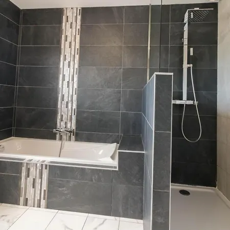 بيت للعطل La Villa - Piscine Et Jacuzzi